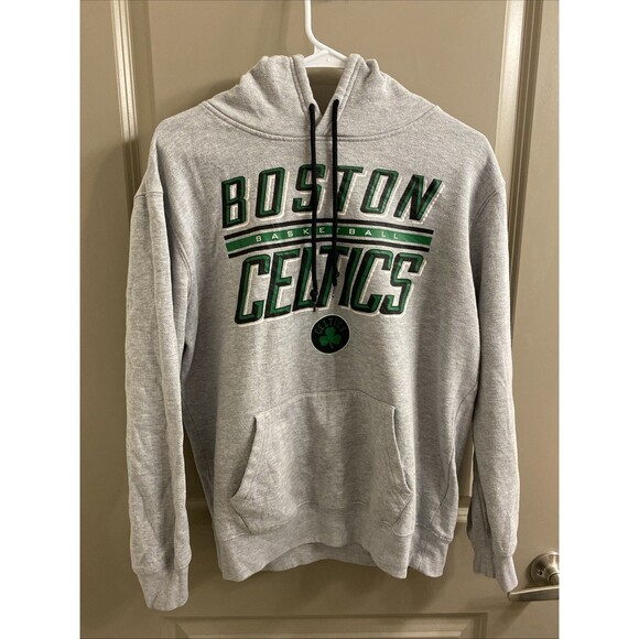 NBA Celtics Men’s Gray Small Hoodie - Picture 2 of 8